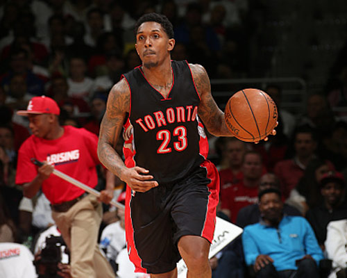 芬奇：主力球员上半场必须努力防守，他们打得太随意了（芬奇：首发上半场防守不力，表现过于随意）