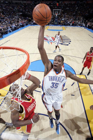 拉波尔塔：相信1C许可证本月获得，诺坎普容量将扩大至60000（拉波尔塔：预计本月获批1C许可，诺坎普将扩容至60000人）