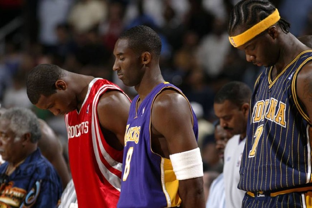 张伯伦代表阿森纳U21出战曼联U21，8年后再为枪手比赛（张伯伦披阿森纳U21战曼联U21，时隔8年再度为枪手登场）