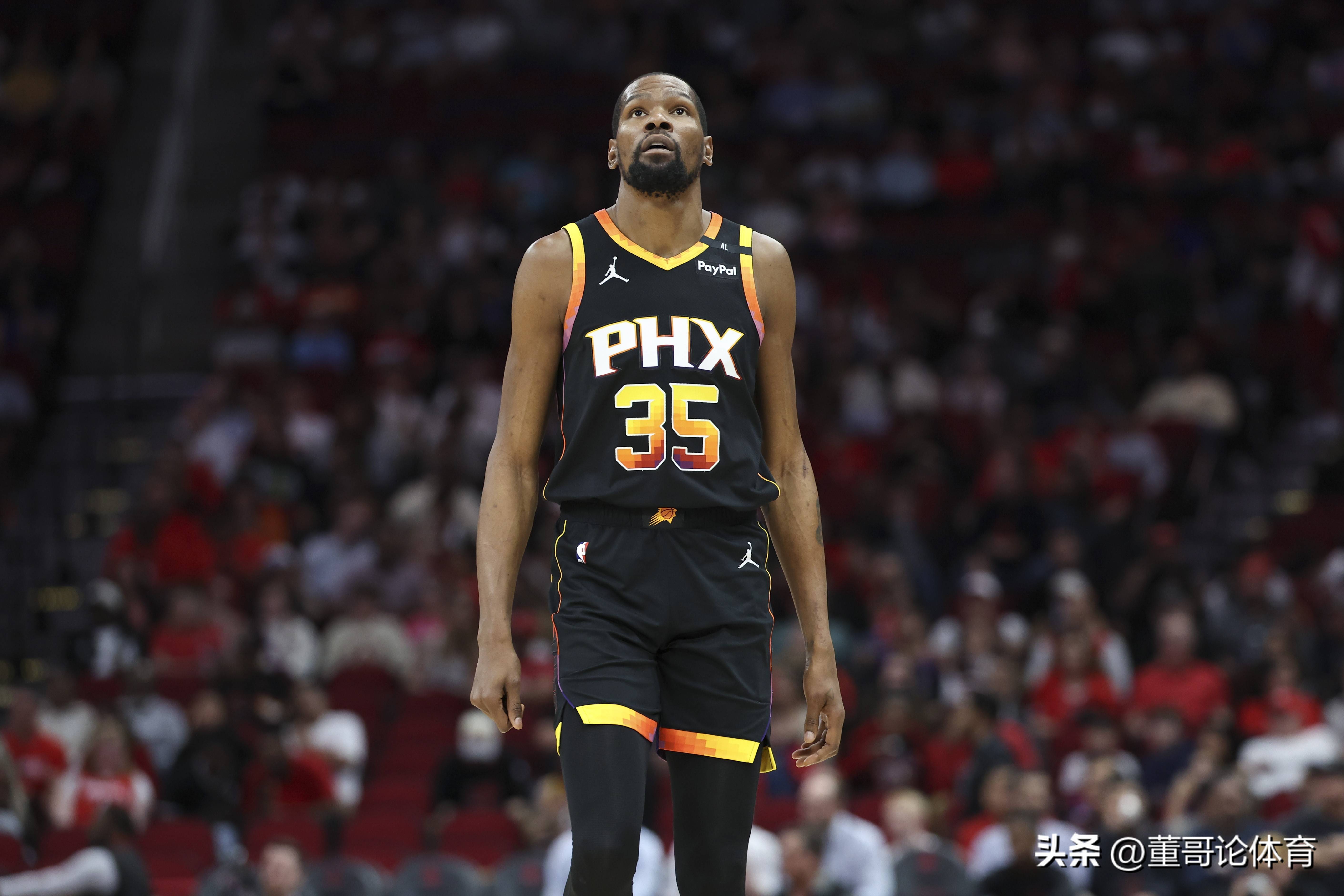 博主：弥漫些许离别味道，个别国安球员已从基地搬走私人物品（博主称国安队离别气息渐浓，部分球员已从基地清走私人物品）