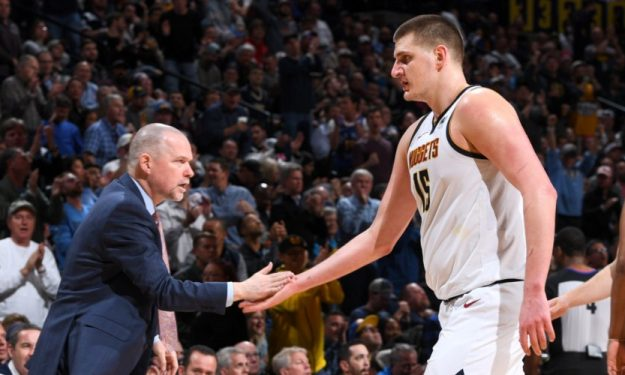 动漫展示欧冠新一轮第一比赛日的结果：（欧冠新一轮首日赛果动画速览）