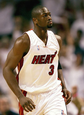 单节41分+21-0攻击波！库里31分带队血洗爵士，勇士终结三连败重返西部前八（单节41分掀21-0高潮！库里31分率勇士大胜爵士，止三连败重回西部前八）