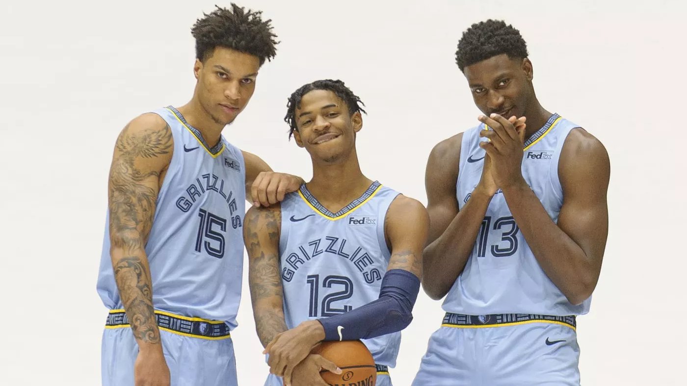 足球中超后卫世界级解围登上热搜（中超后卫世界级解围冲上热搜）