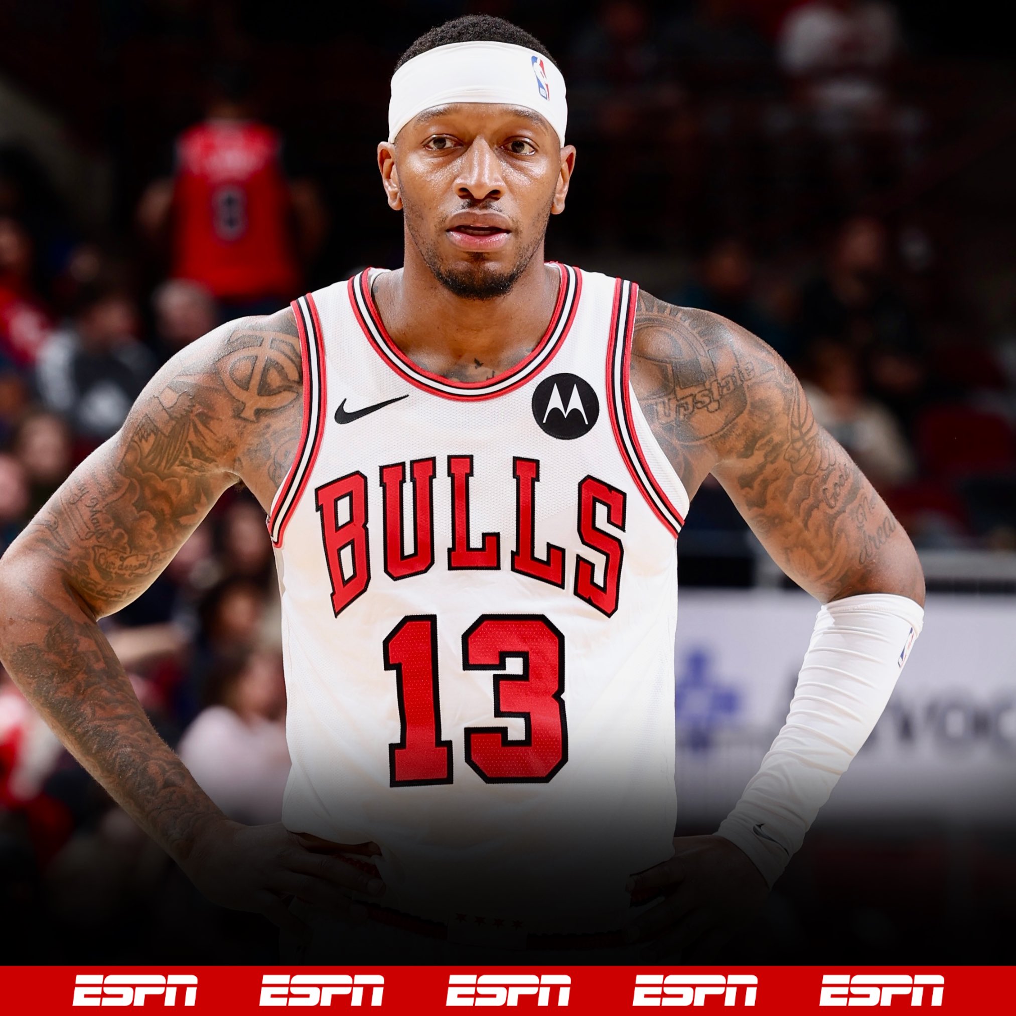 德甲战报：伯克特双响，卡明斯基闪击，法兰克福4-3险胜科隆（德甲激战：伯克特梅开二度，卡明斯基先拔头筹，法兰克福4-3险胜科隆）