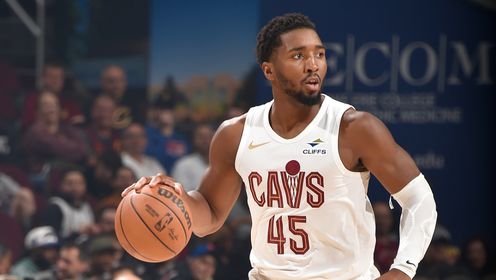 热刺1-1纽卡斯尔联，队长孙兴慜谢幕战，女团助兴【老佳】（热刺1-1战平纽卡，孙兴慜队长谢幕之夜，女团现场助阵【老佳】）