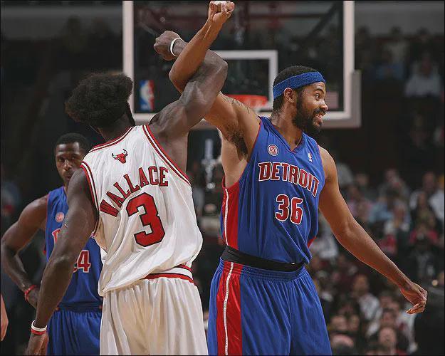 冲超福将，和晓强三年内先后帮助西海岸、英博、铜梁龙冲超（三年三队冲超，和晓强堪称西海岸、英博、铜梁龙的福将）