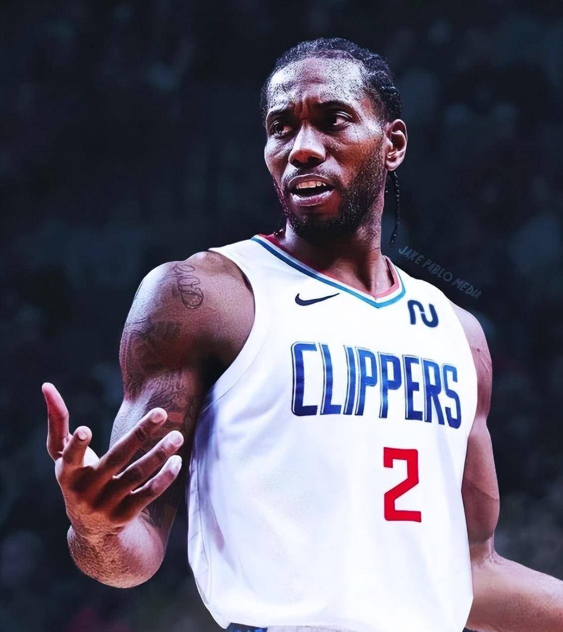 福登英超进球数达到63球，超越62球的贝克汉姆及亚亚·图雷（福登英超进球达63球，超越贝克汉姆与亚亚·图雷的62球）