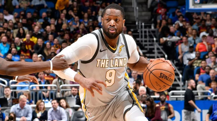 博主：此前长期养伤的国安外援斯帕伊奇正式归队（据博主消息，久伤缺阵的国安外援斯帕伊奇已正式回归球队）